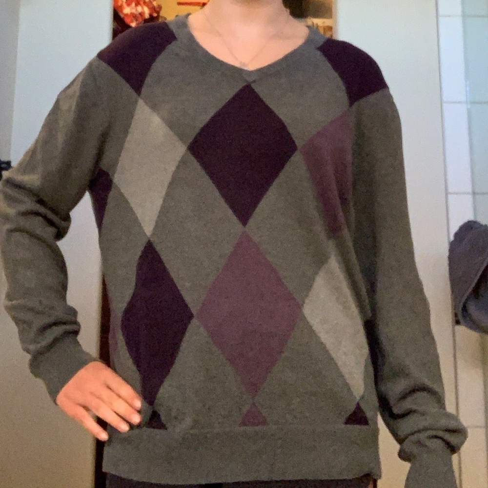 Merona V-neck Argyle Purple and Grey Sweater Size US Medium